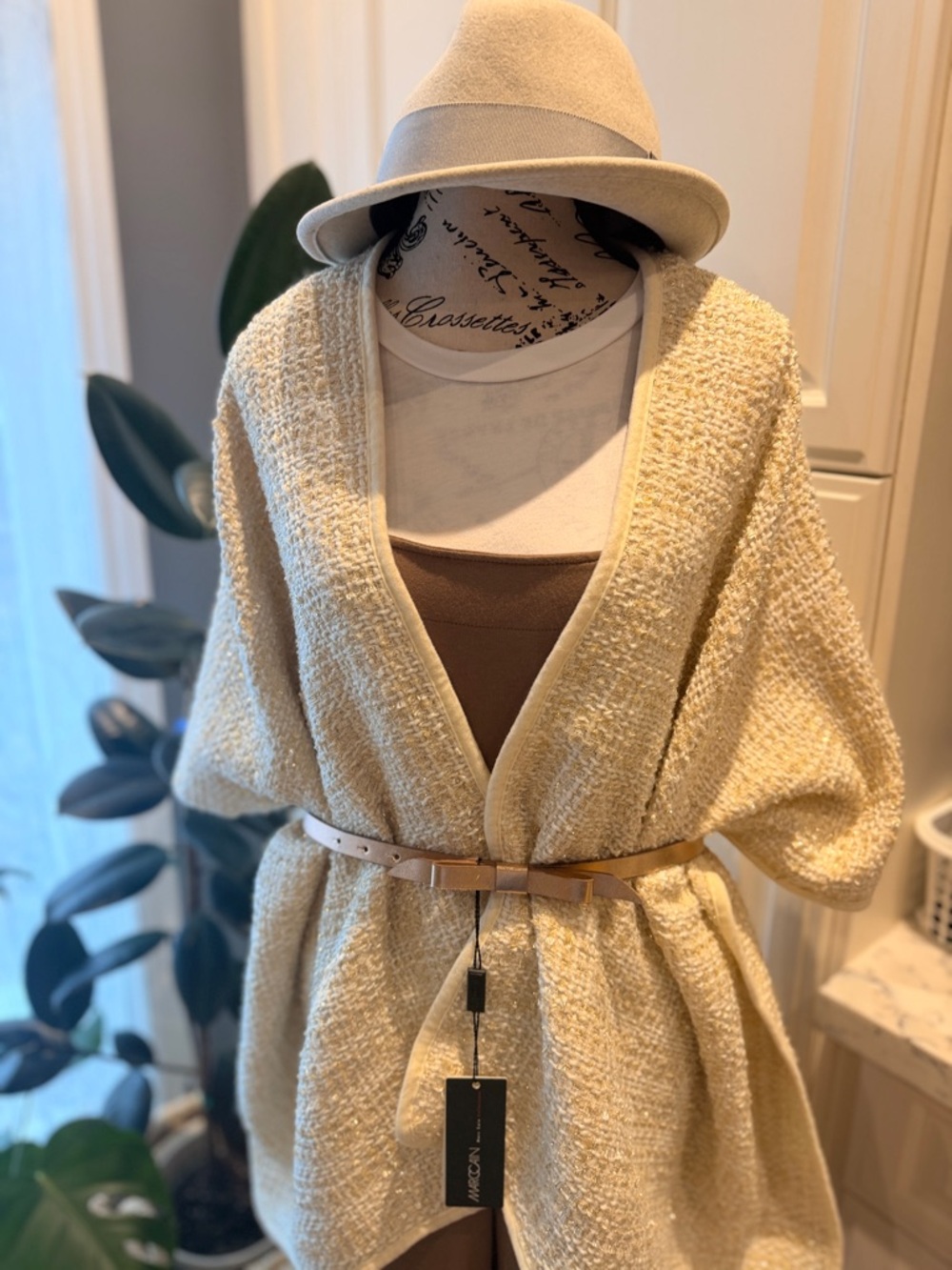 Jessica McClintock NEW with tags Cream Bouclé Open-Front Women's Shrug